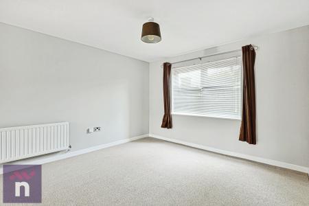 2 bedroom Flat to let in Gemini Close, Golden Valley, Cheltenham, GL51