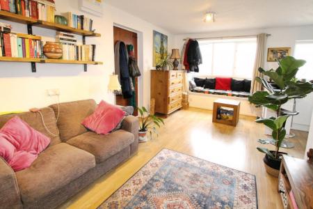 1 bedroom Studio flat to let in Tom Price Close, Fairview, Cheltenham, GL52
