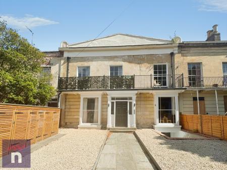 1 bedroom Flat to let in Grosvenor Street, Central, Cheltenham, GL52