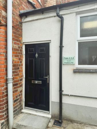 1 bedroom Flat to let in Prestbury Road, Prestbury, GL52