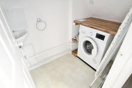 1 bedroom House share to let in Ash Lane, Down Hatherley, Gloucester, GL2