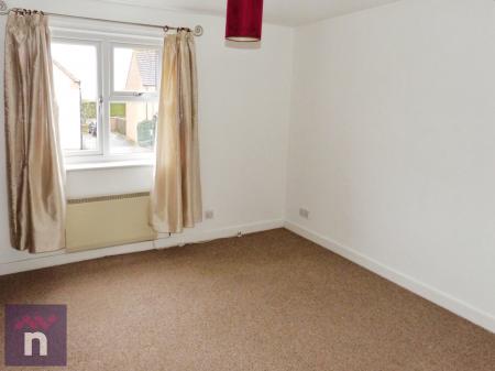 2 bedroom Semi-detached house to let in Meadow Lea, Bishops Cleeve, GL52
