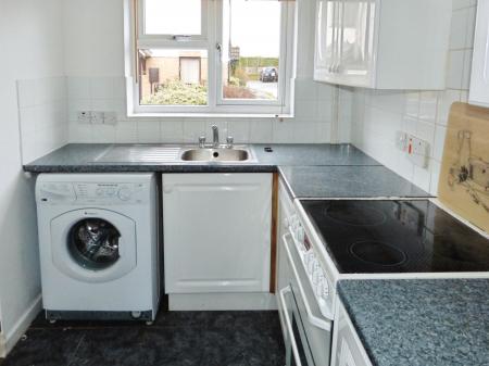 2 bedroom Semi-detached house to let in Meadow Lea, Bishops Cleeve, GL52