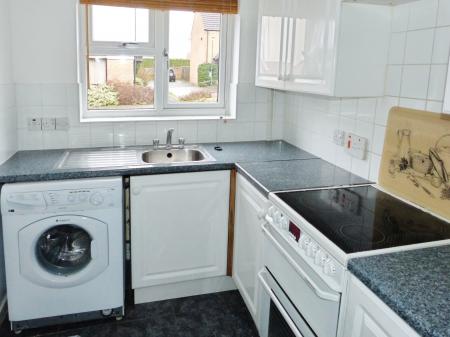 2 bedroom Semi-detached house to let in Meadow Lea, Bishops Cleeve, GL52