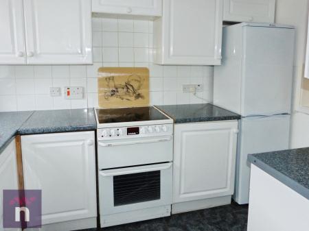 2 bedroom Semi-detached house to let in Meadow Lea, Bishops Cleeve, GL52