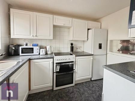 2 bedroom Semi-detached house to let in Meadow Lea, Bishops Cleeve, GL52
