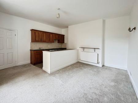 1 bedroom Studio flat to let in Lansdown Place, Cheltenham, GL50