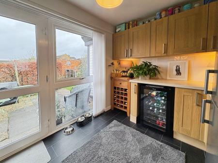 3 bedroom Bungalow to let in Stancombe View, Winchcombe, GL54