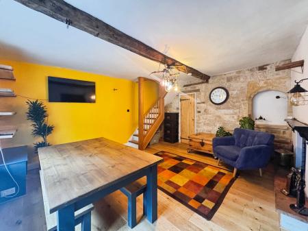 2 bedroom Cottage to let in Gloucester Street, Winchcombe, Winchcombe, GL54