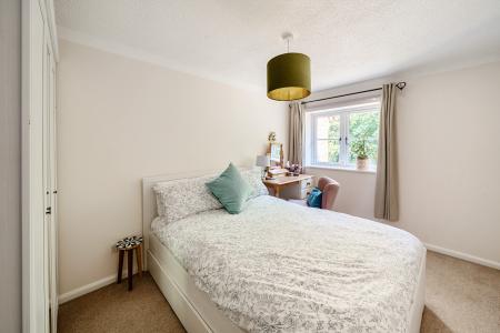 1 bedroom Terraced House to let in Little Acorns, Bishops Cleeve, Cheltenham, GL52