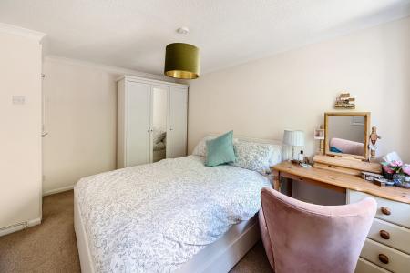 1 bedroom Terraced House to let in Little Acorns, Bishops Cleeve, Cheltenham, GL52