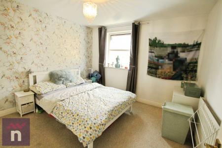 2 bedroom Flat to let in New Street,, Cheltenham, GL50