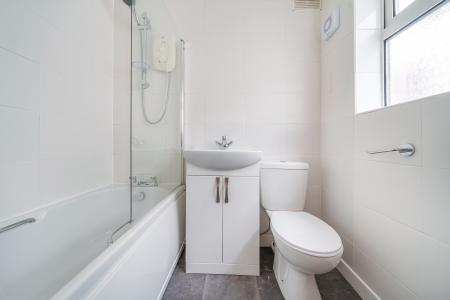 2 bedroom Terraced House to let in Rosehill Street, Cheltenham, GL52