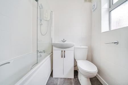 2 bedroom Terraced House to let in Rosehill Street, Cheltenham, GL52