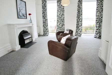1 bedroom Flat to let in Lansdown Crescent, Lansdown, Cheltenham, GL50