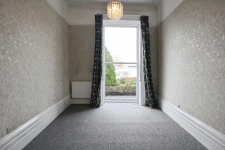 1 bedroom Flat to let in Lansdown Crescent, Lansdown, Cheltenham, GL50