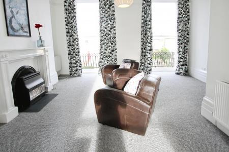 1 bedroom Flat to let in Lansdown Crescent, Lansdown, Cheltenham, GL50