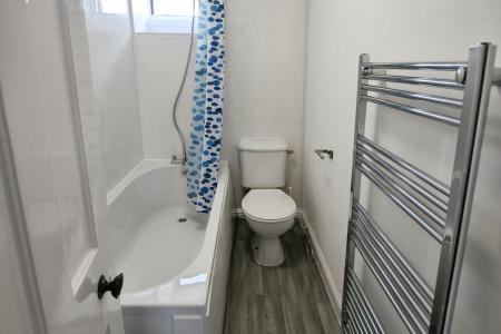 1 bedroom Flat to let in Lansdown Crescent, Lansdown, Cheltenham, GL50