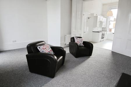 1 bedroom Flat to let in Lansdown Crescent, Lansdown, Cheltenham, GL50