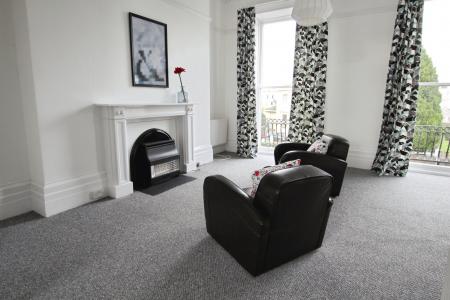 1 bedroom Flat to let in Lansdown Crescent, Lansdown, Cheltenham, GL50