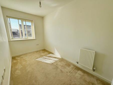 3 bedroom Terraced House to let in Fotescue Road, Bishops Cleeve, Cheltenham, GL52