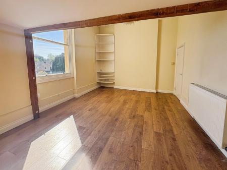 1 bedroom Studio flat to let in Pittville Circus Road, Pittville, Cheltenham, GL52