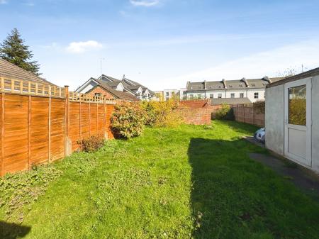 2 bedroom Bungalow to let in Pittville Crescent Lane, Pittville, Cheltenham, GL52