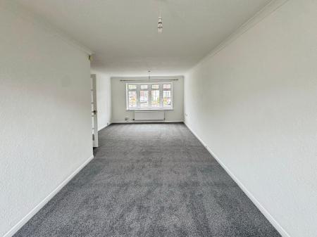 3 bedroom Terraced House to let in Thrush Close, Abbeydale, Gloucester, GL4