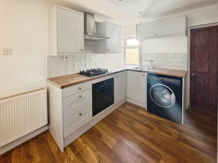 2 bedroom Terraced House to let in Union Street, Fairview, Cheltenham, GL52