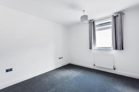 2 bedroom Flat to let in Imperial Lane, Cheltenham, GL50