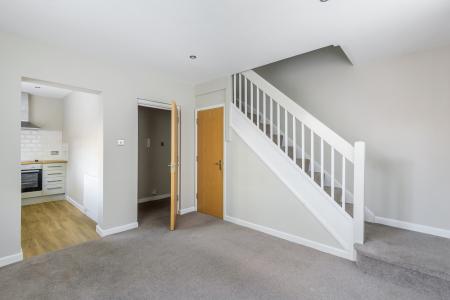 2 bedroom Flat to let in King Street, Cheltenham, GL50