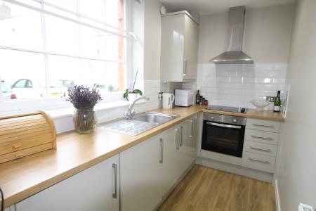 2 bedroom Flat to let in King Street, Cheltenham, GL50
