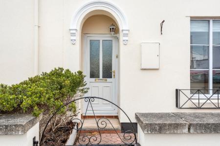 4 bedroom Terraced House to let in Lypiatt Street, Cheltenham, GL50