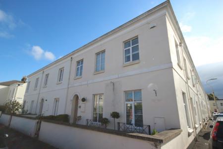 4 bedroom Terraced House to let in Lypiatt Street, Cheltenham, GL50
