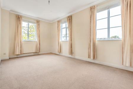 4 bedroom Terraced House to let in Lypiatt Street, Cheltenham, GL50