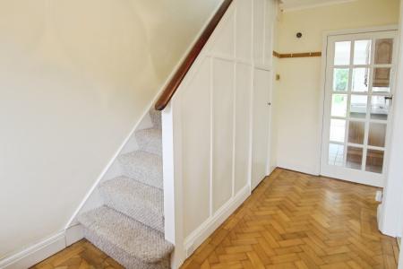 3 bedroom Semi-detached house to let in The Grove, Cheltenham, GL52