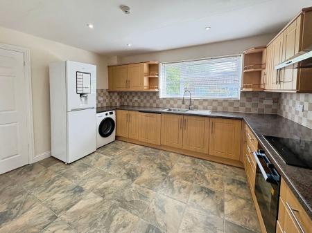 3 bedroom Semi-detached house to let in Hillfield, St Marks, Cheltenham, GL51