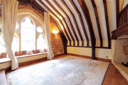 1 bedroom Flat to let in Gloucester Street, Winchcombe, GL54