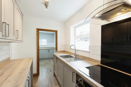 2 bedroom Terraced House to let in Keynsham Street, Cheltenham, GL52