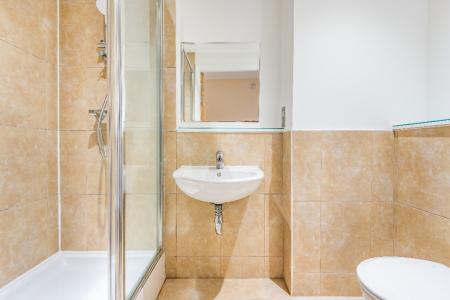 2 bedroom Flat to let in Dunalley Street, St Pauls, Cheltenham, GL50