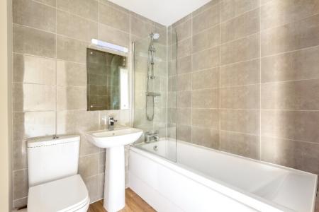 1 bedroom Flat to let in King Street, Cheltenham, GL50