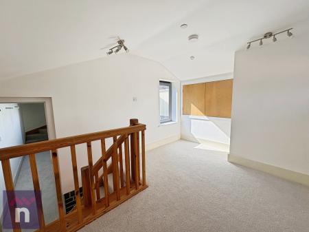 2 bedroom Mews house to let in Back Albert Place, Pittville, Cheltenham, GL52