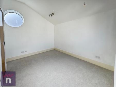 2 bedroom Mews house to let in Back Albert Place, Pittville, Cheltenham, GL52