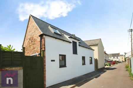1 bedroom Detached house to let in Brooksdale Lane, Leckhampton, Cheltenham, GL53