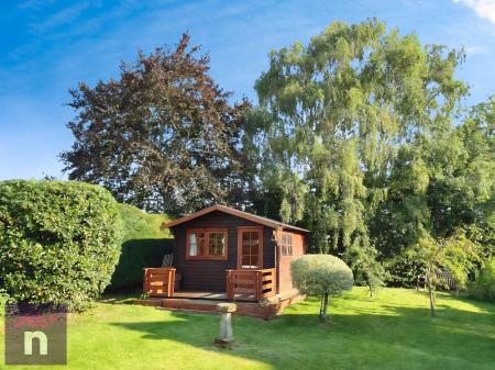 2 bedroom Bungalow to let in Godwin Road, Winchcombe, GL54