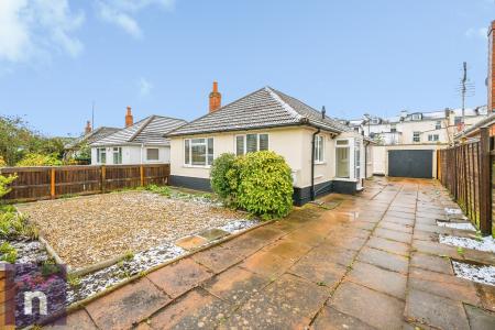 2 bedroom Bungalow to let in Pittville Crescent Lane, Pittville, Cheltenham, GL52