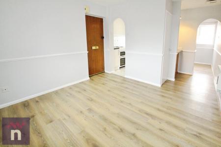 1 bedroom Studio flat to let in Riverleys, Cheltenham, GL51