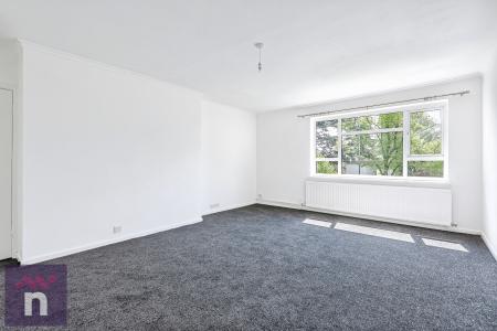 3 bedroom Flat to let in Lansdown Road, Lansdown, Cheltenham, GL51