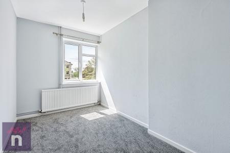 3 bedroom Flat to let in Lansdown Road, Lansdown, Cheltenham, GL51