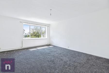 3 bedroom Flat to let in Lansdown Road, Lansdown, Cheltenham, GL51